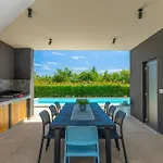 ヴィラ Luxury Hedone With Pool In *
