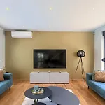 Luxury Hedone With Pool In ヴィラ Rakalj