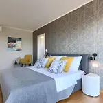 Luxury Hedone With Pool In 빌라 *