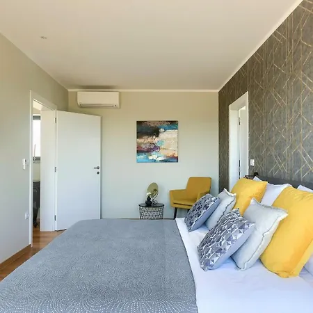 Villa Luxury Hedone With Pool In