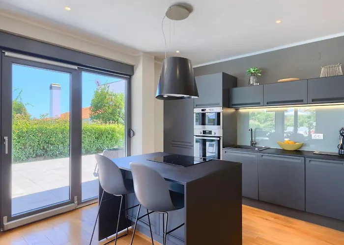 Luxury Hedone With Pool In *