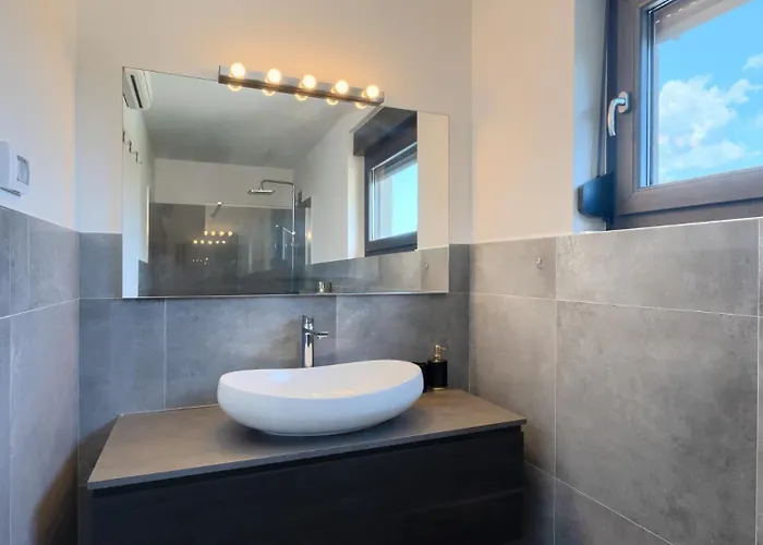 Luxury Hedone With Pool In * Rakalj