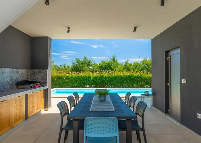 别墅 Luxury Hedone With Pool In