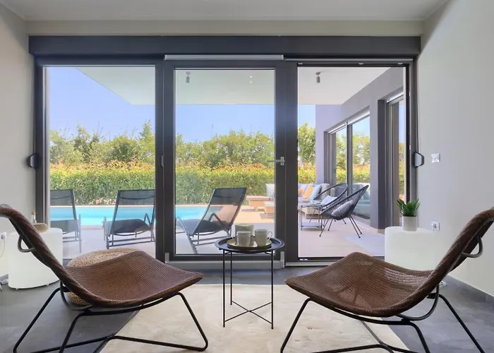 Luxury Hedone With Pool In 别墅 Rakalj